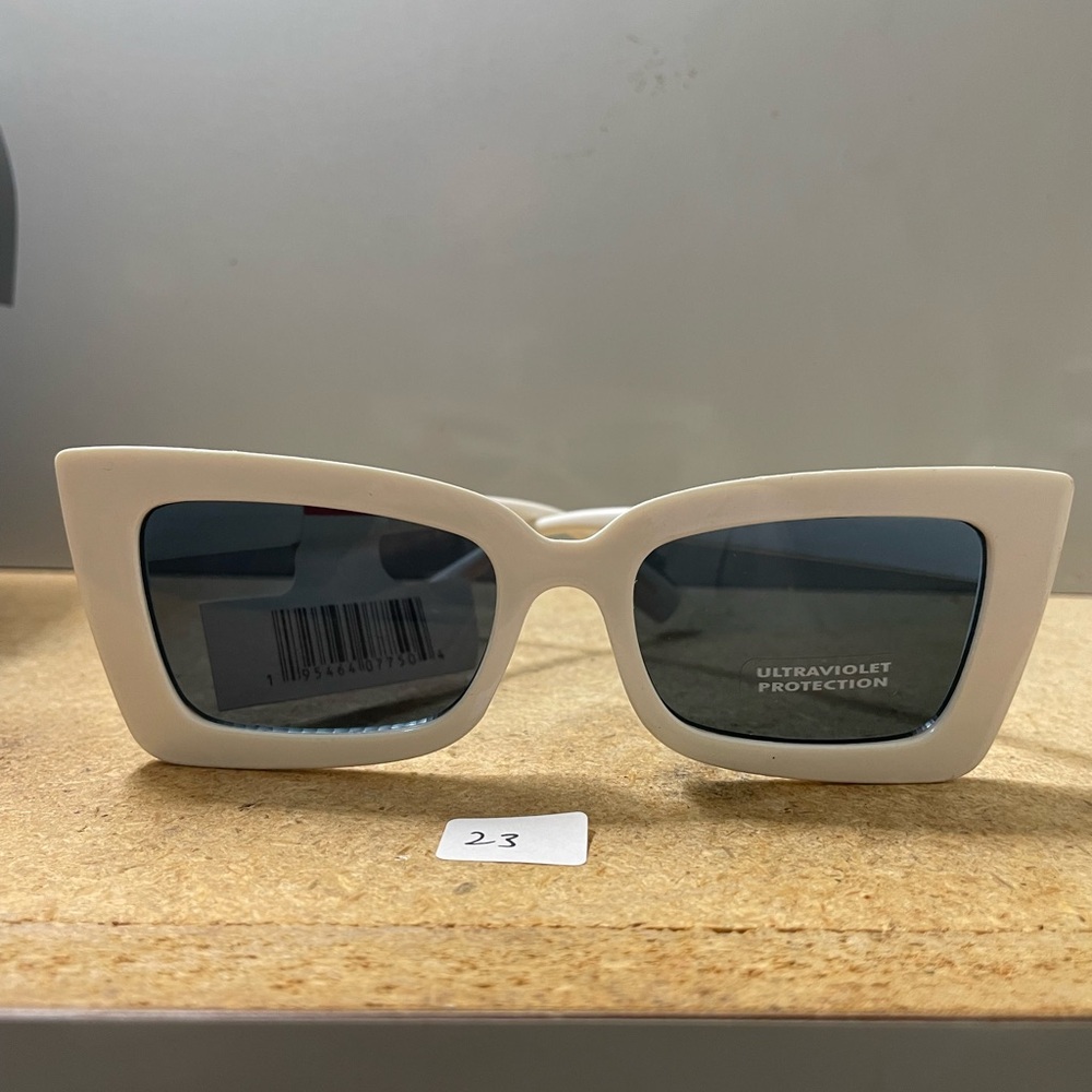 White cream frame retro glasses